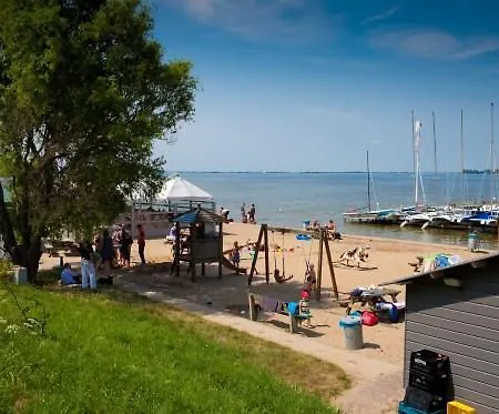Logeren Aan Het Ijsselmeer Bed & Breakfast