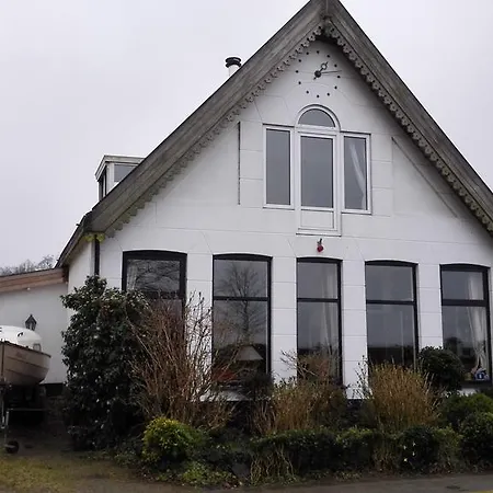 Bed & Breakfast Logeren Aan Het Ijsselmeer