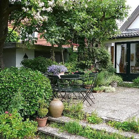 Bed & Breakfast Logeren Aan Het Ijsselmeer *